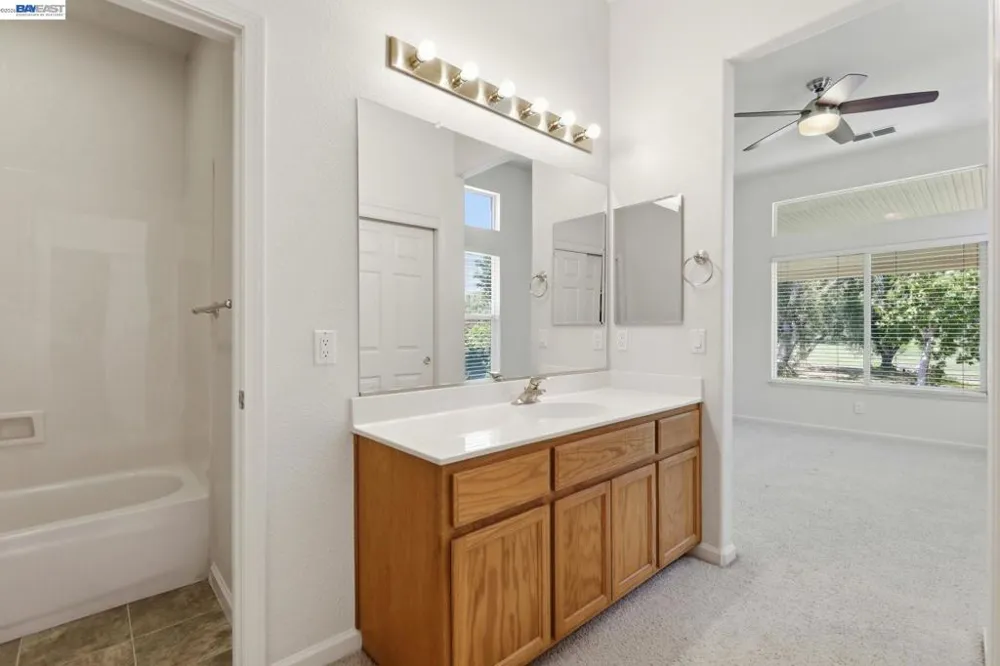 20 Arrowhead Ct Rio Vista, CA 94571