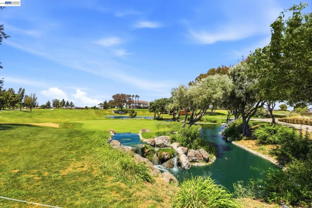 20 Arrowhead Ct Rio Vista, CA 94571