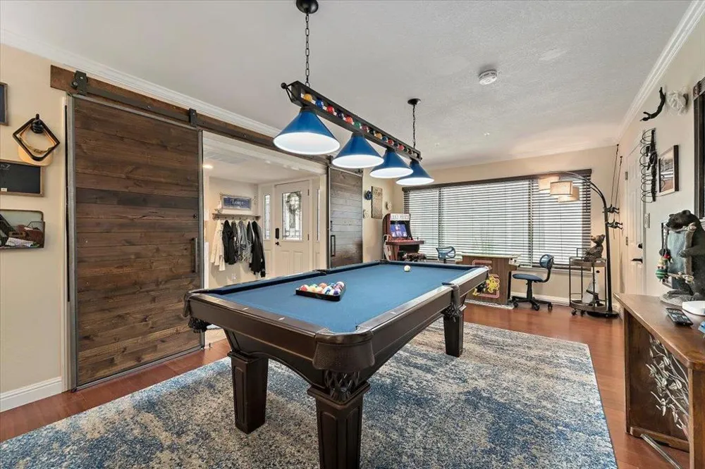 444 Fathom Drive San Mateo, CA 94404