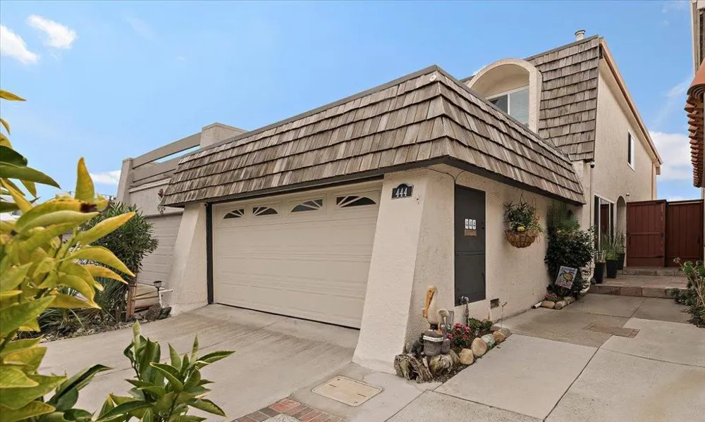 444 Fathom Drive San Mateo, CA 94404