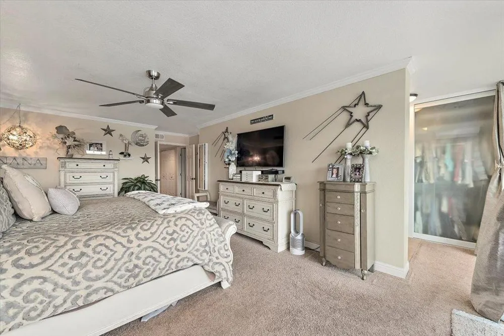 444 Fathom Drive San Mateo, CA 94404
