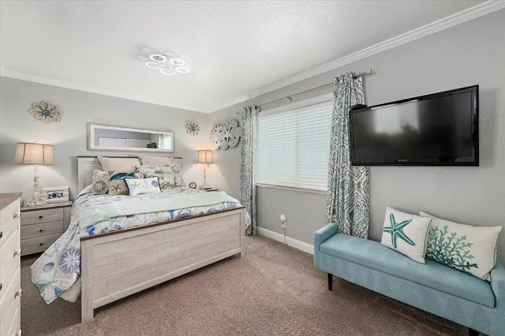 444 Fathom Drive San Mateo, CA 94404