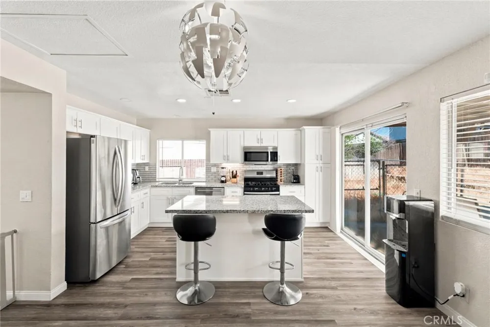 11323 Star Adelanto, CA 92301