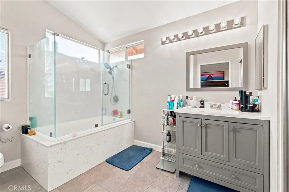 11323 Star Adelanto, CA 92301