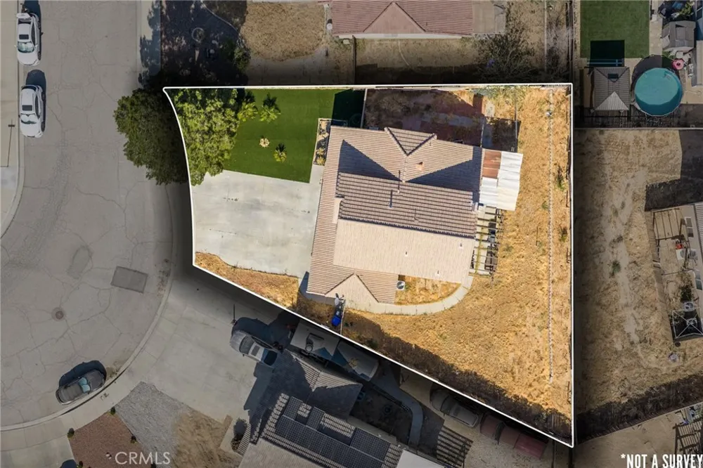 11323 Star Adelanto, CA 92301