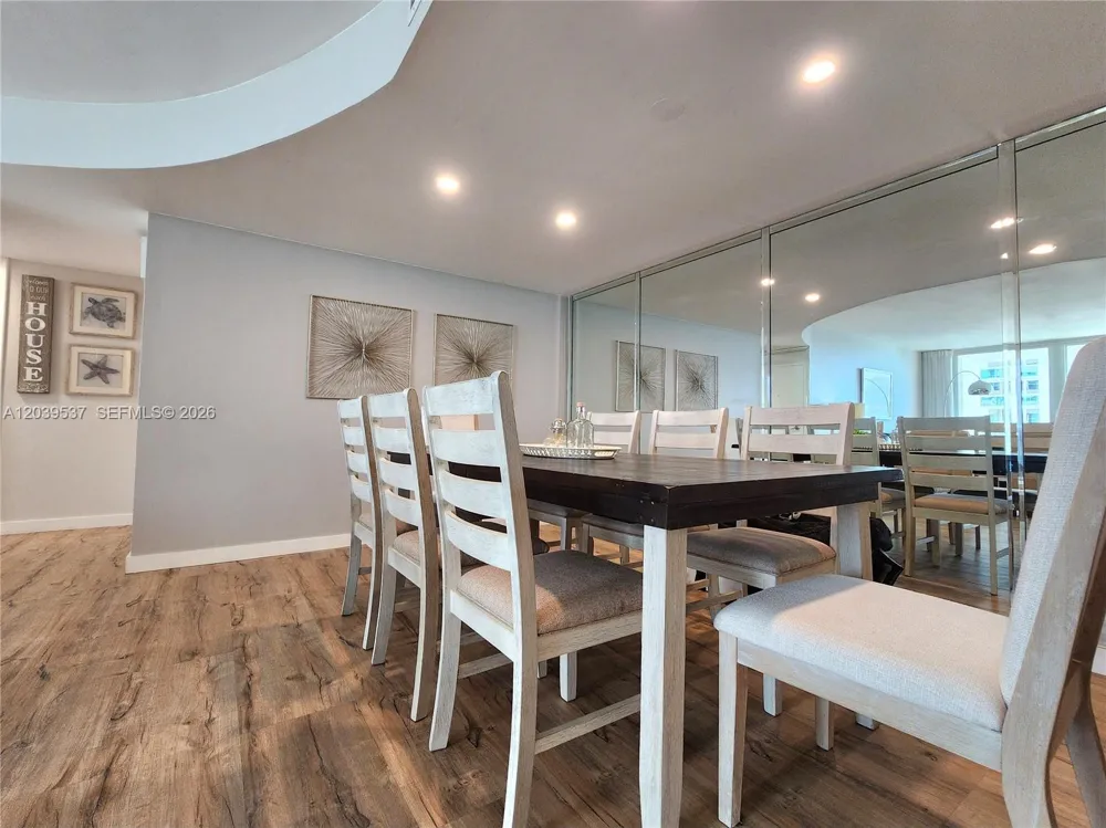 2751 S Ocean Dr #1406S Hollywood, FL 33019