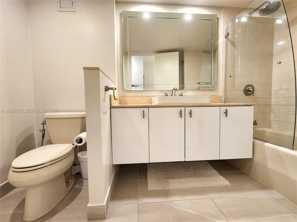 2751 S Ocean Dr #1406S Hollywood, FL 33019