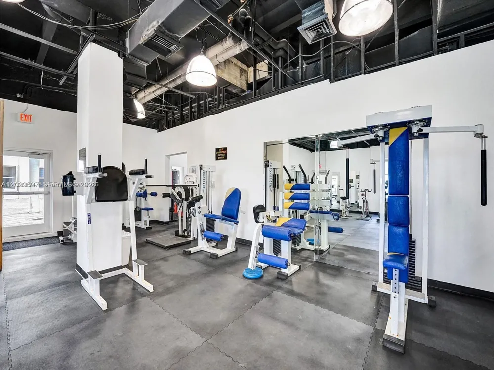 2751 S Ocean Dr #1406S Hollywood, FL 33019