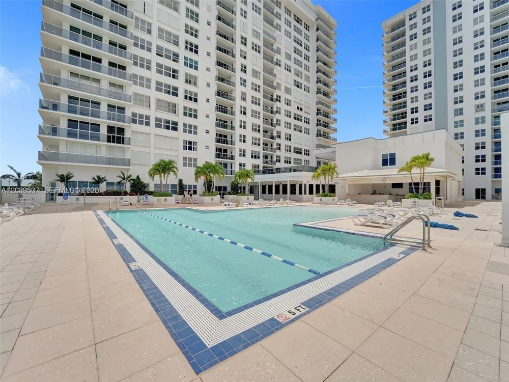 2751 S Ocean Dr #1406S Hollywood, FL 33019