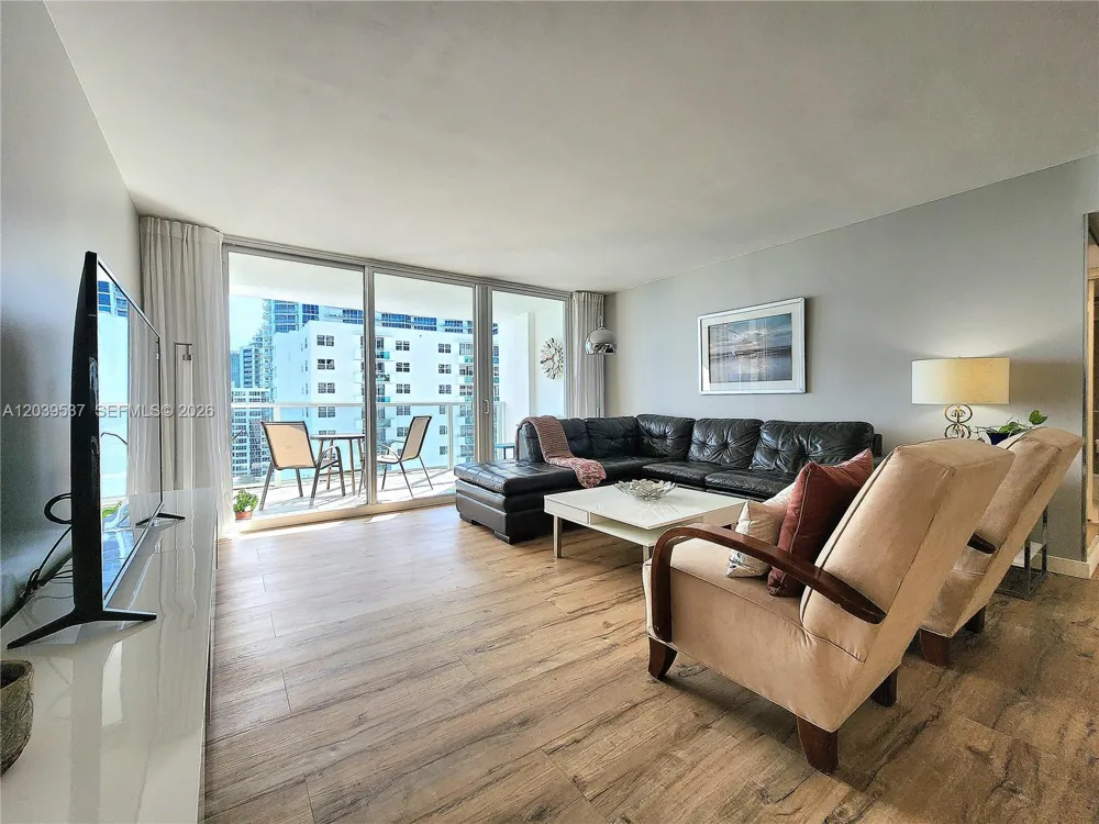 2751 S Ocean Dr #1406S Hollywood, FL 33019
