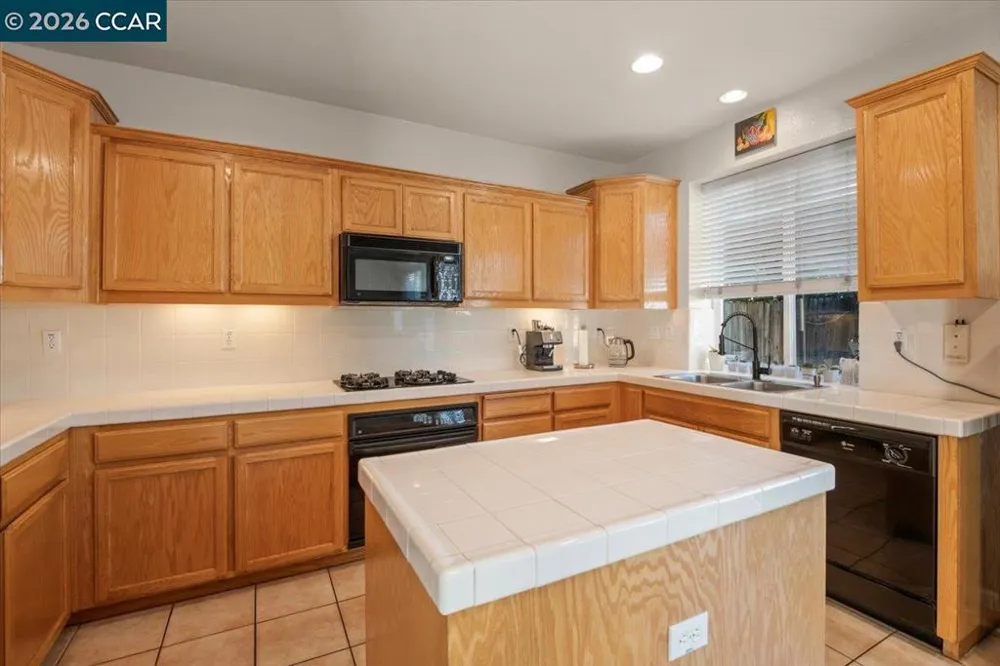 2507 Pearlite Way Antioch, CA 94531