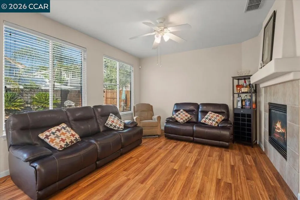 2507 Pearlite Way Antioch, CA 94531