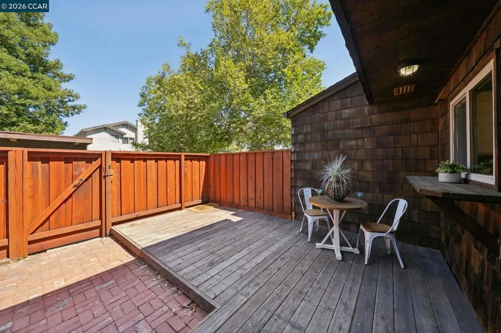 225 Mayhew Way #5 Walnut Creek, CA 94597