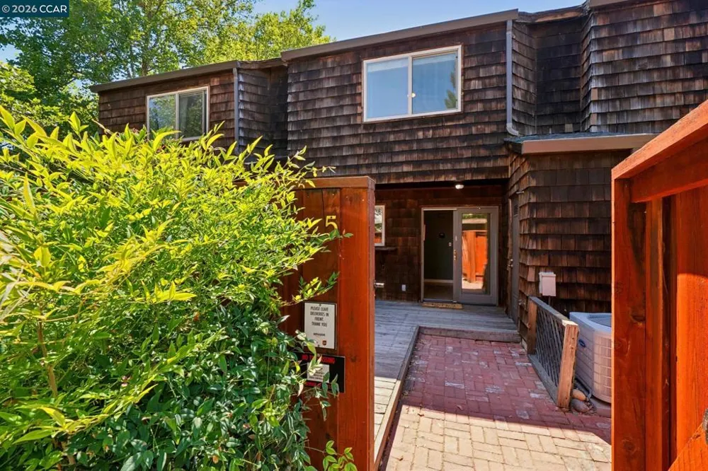 225 Mayhew Way #5 Walnut Creek, CA 94597