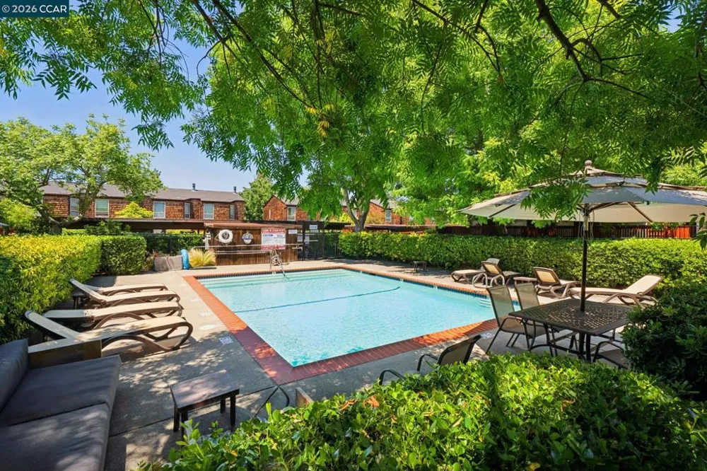 225 Mayhew Way #5 Walnut Creek, CA 94597