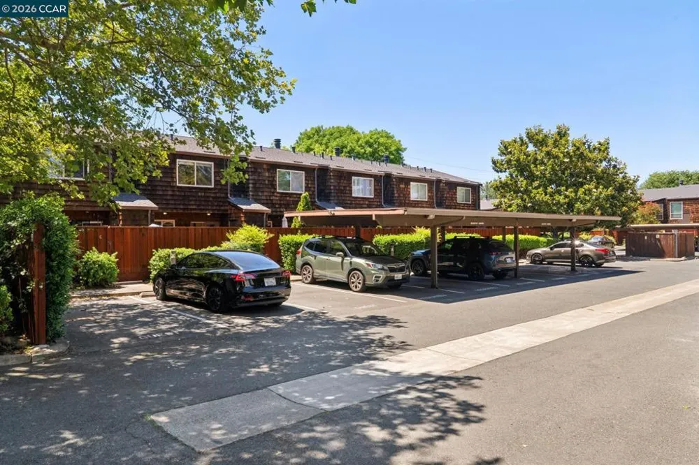 225 Mayhew Way #5 Walnut Creek, CA 94597