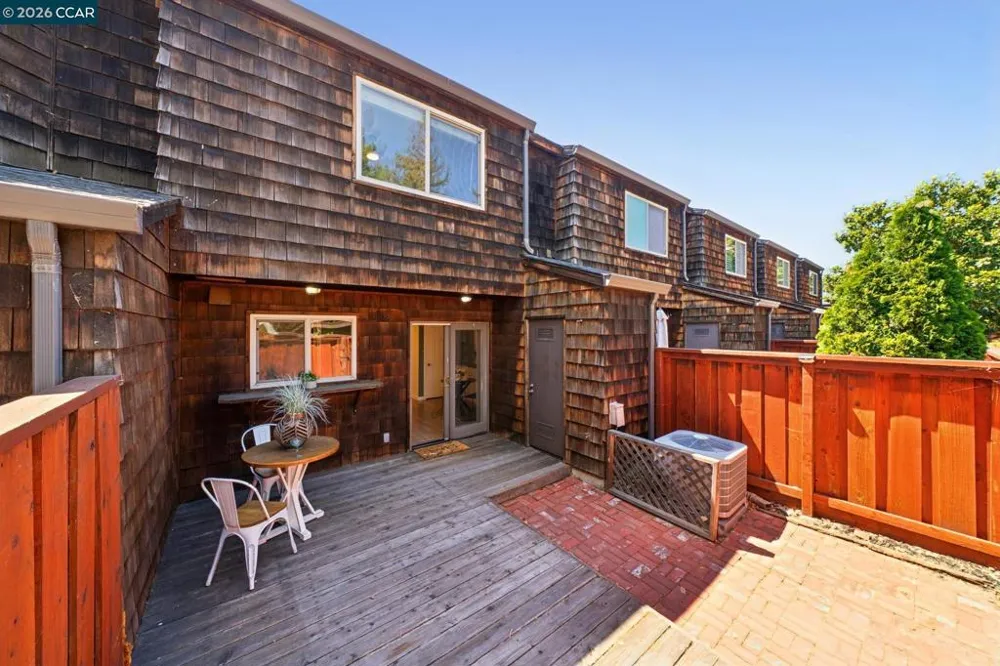 225 Mayhew Way #5 Walnut Creek, CA 94597
