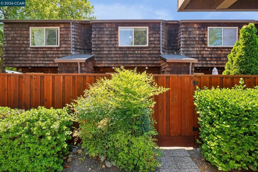 225 Mayhew Way #5 Walnut Creek, CA 94597