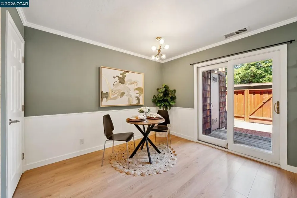 225 Mayhew Way #5 Walnut Creek, CA 94597