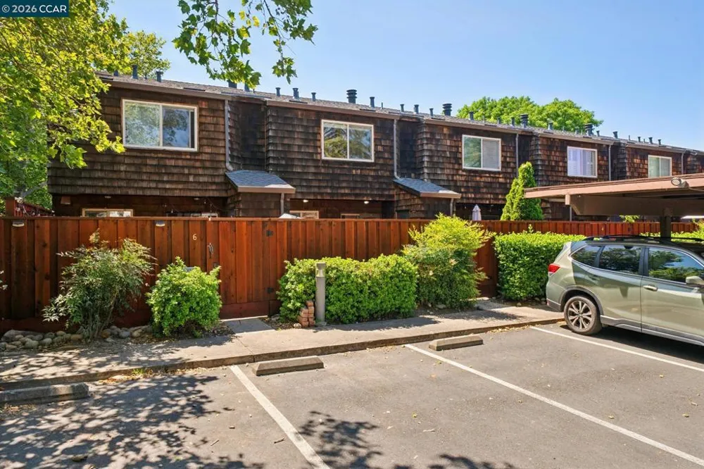 225 Mayhew Way #5 Walnut Creek, CA 94597