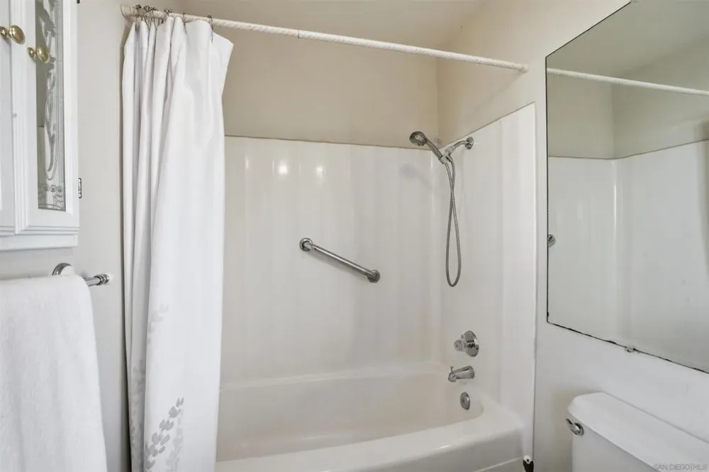 23660 Country Villa Rd Ramona, CA 92065