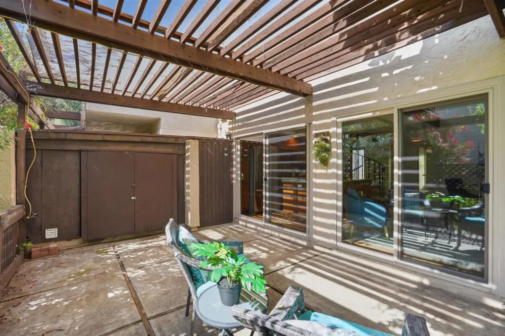 23660 Country Villa Rd Ramona, CA 92065
