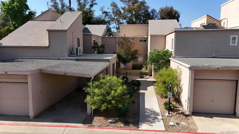 23660 Country Villa Rd Ramona, CA 92065