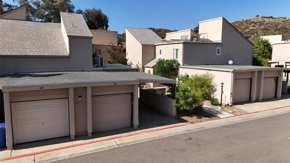 23660 Country Villa Rd Ramona, CA 92065