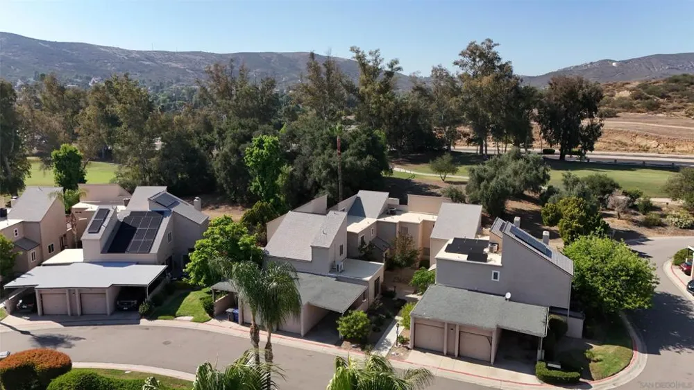 23660 Country Villa Rd Ramona, CA 92065