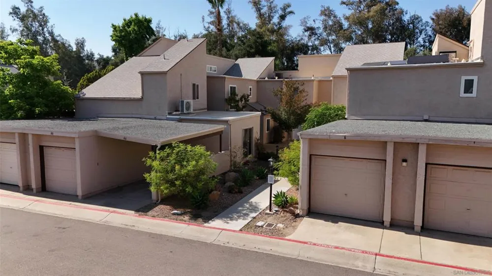 23660 Country Villa Rd Ramona, CA 92065