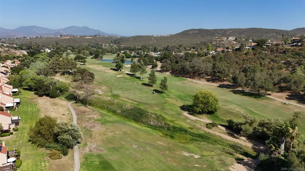 23660 Country Villa Rd Ramona, CA 92065