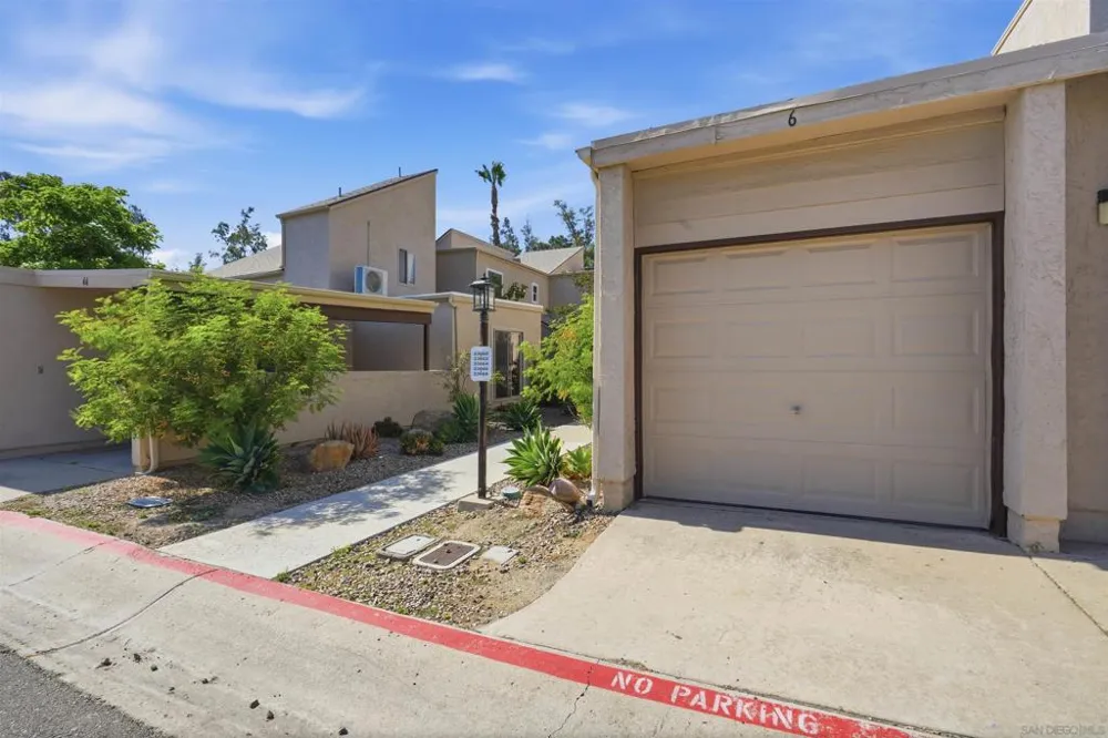 23660 Country Villa Rd Ramona, CA 92065