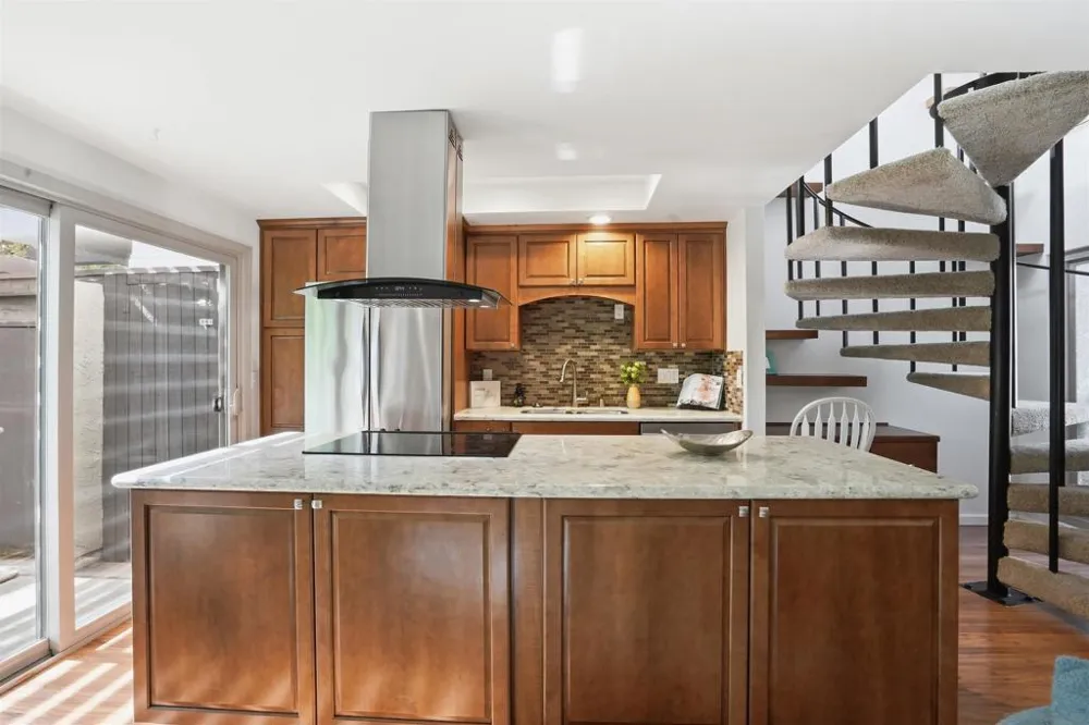 23660 Country Villa Rd Ramona, CA 92065