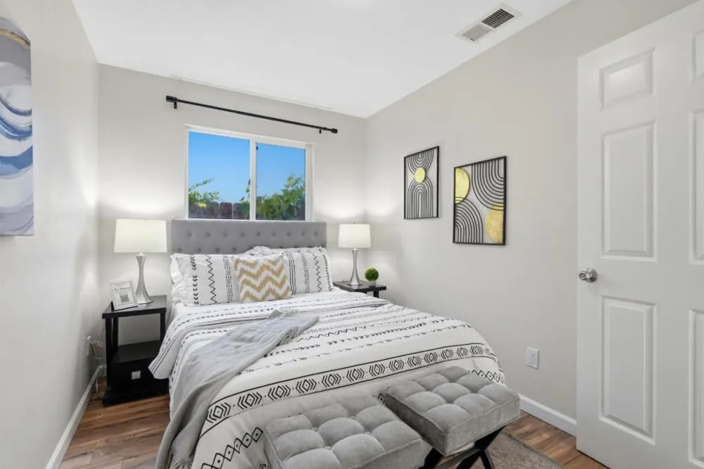 2369 Oakwood Drive East Palo Alto, CA 94303