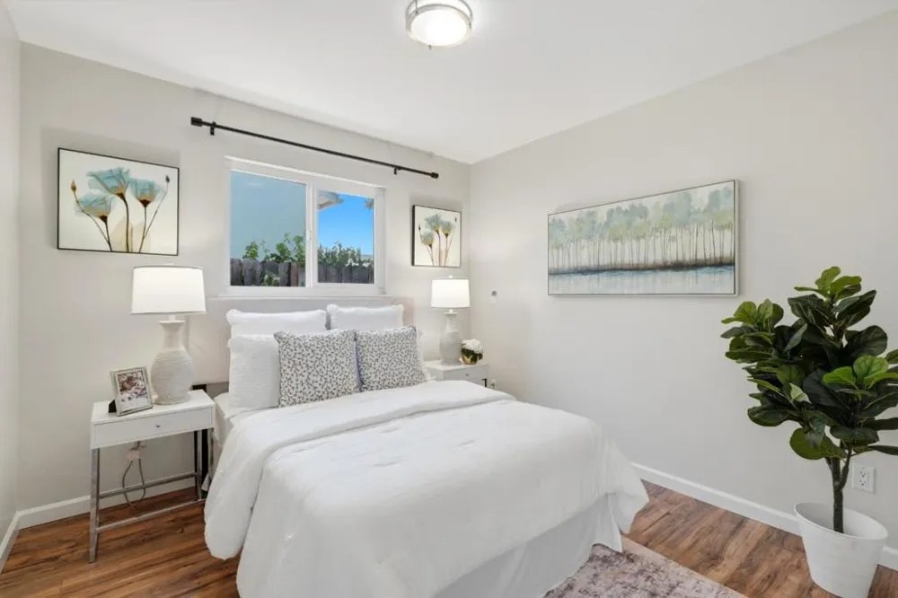 2369 Oakwood Drive East Palo Alto, CA 94303