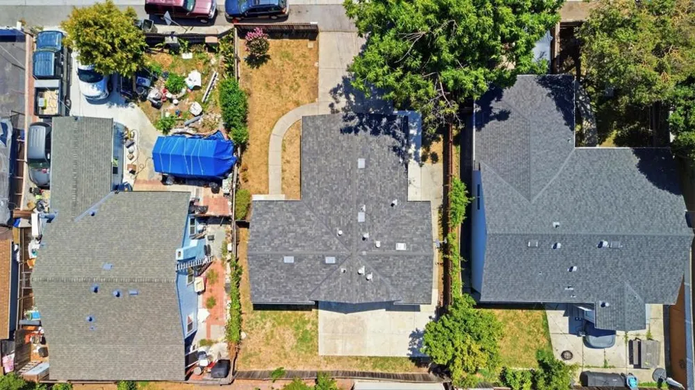 2369 Oakwood Drive East Palo Alto, CA 94303