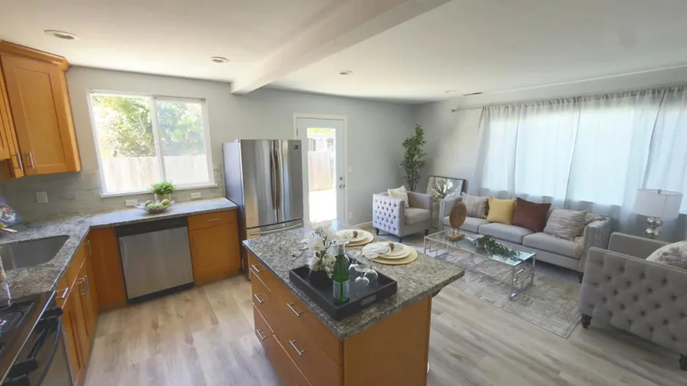 2369 Oakwood Drive East Palo Alto, CA 94303