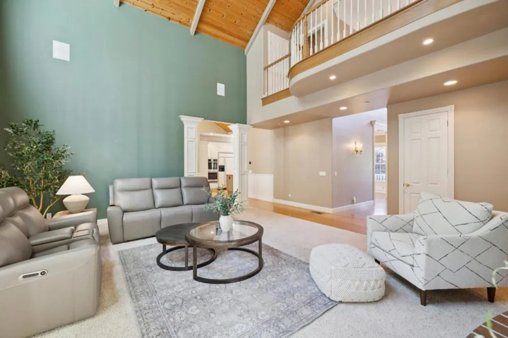 6790 Redwood Retreat Road Gilroy, CA 95020