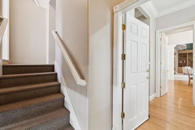 6790 Redwood Retreat Road Gilroy, CA 95020