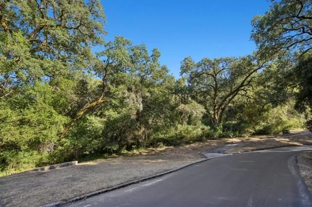 6790 Redwood Retreat Road Gilroy, CA 95020