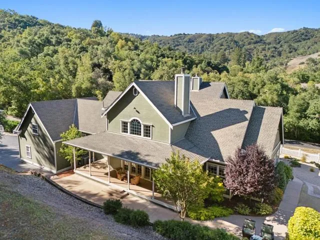 6790 Redwood Retreat Road Gilroy, CA 95020