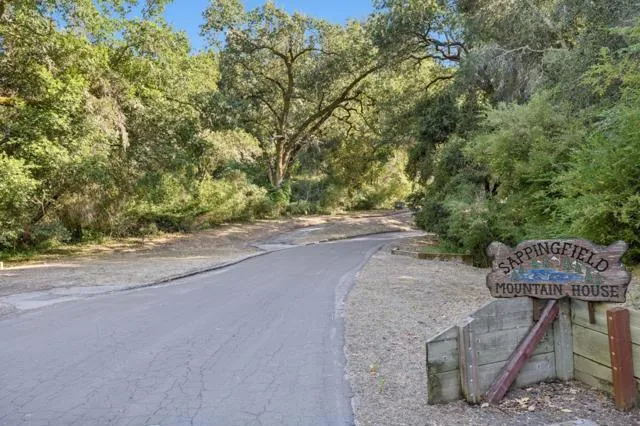 6790 Redwood Retreat Road Gilroy, CA 95020