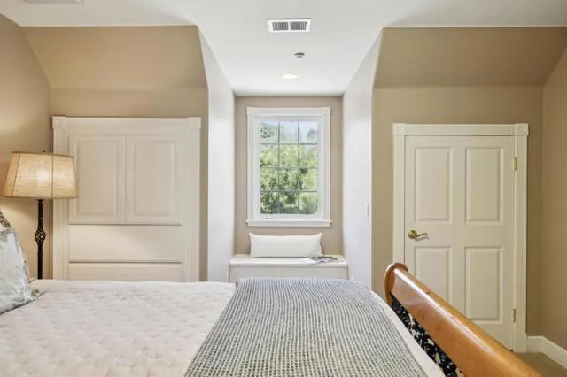 6790 Redwood Retreat Road Gilroy, CA 95020