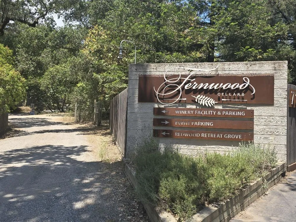 6790 Redwood Retreat Road Gilroy, CA 95020