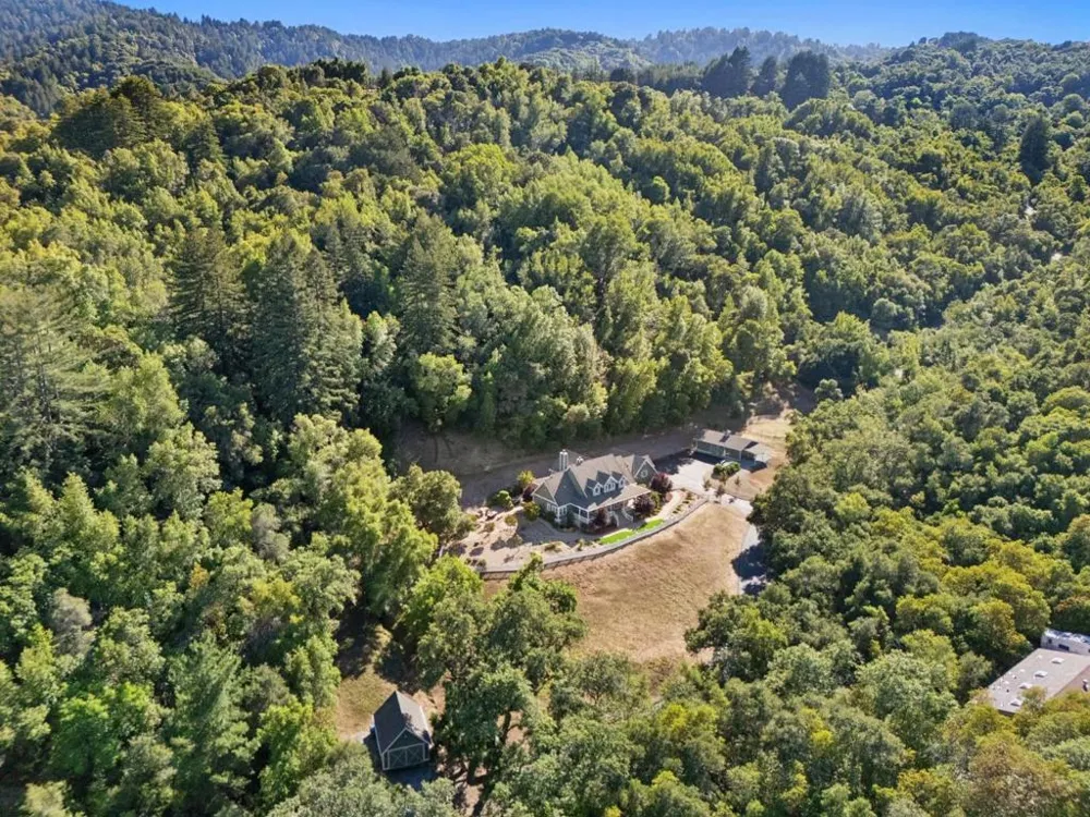 6790 Redwood Retreat Road Gilroy, CA 95020