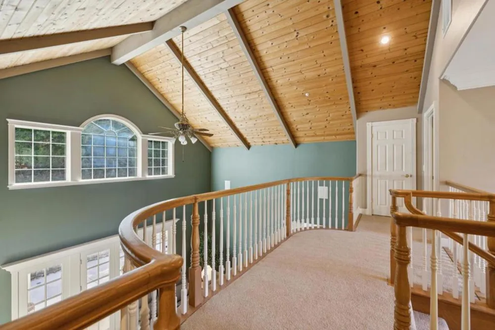 6790 Redwood Retreat Road Gilroy, CA 95020
