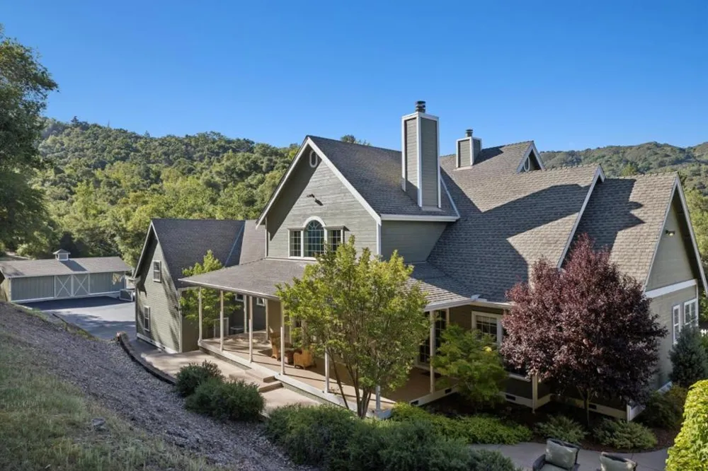 6790 Redwood Retreat Road Gilroy, CA 95020