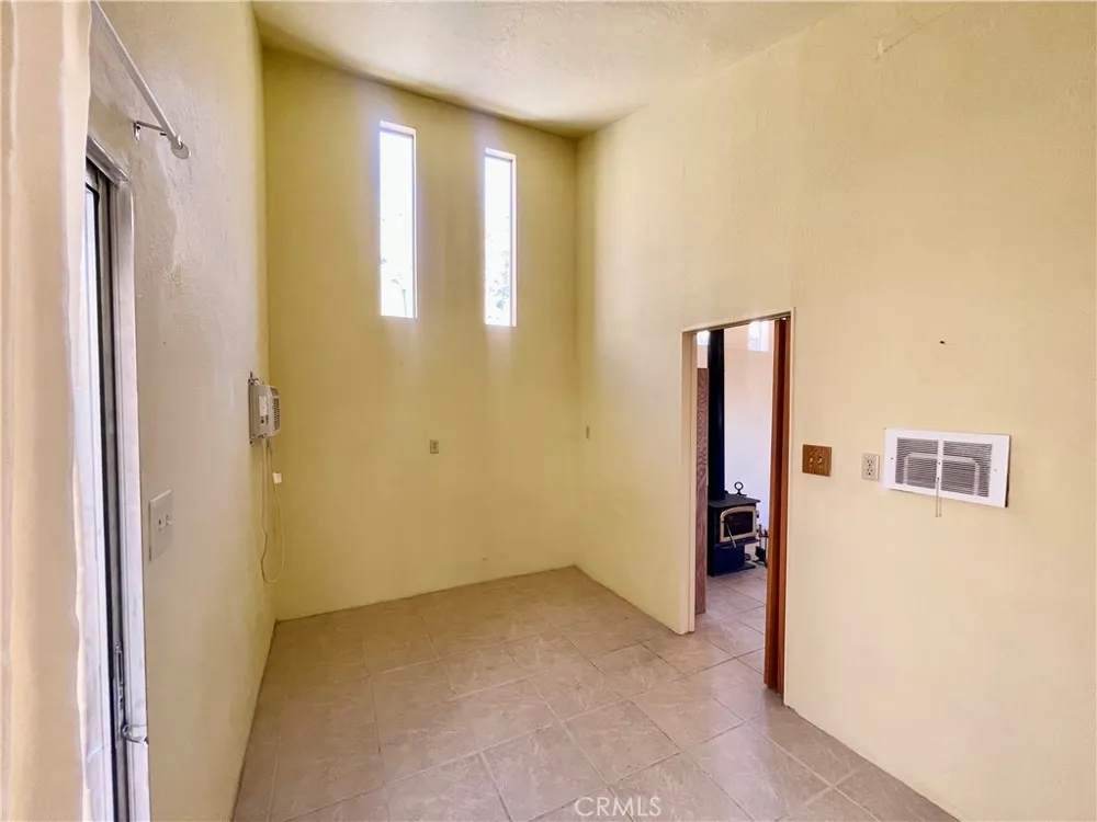 49324 Whiteside Morongo Valley, CA 92256