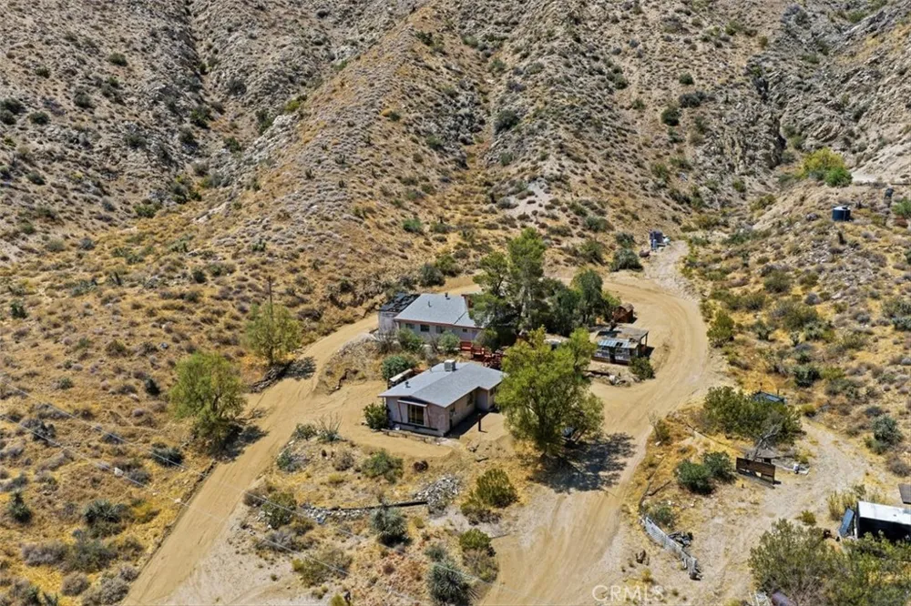 49324 Whiteside Morongo Valley, CA 92256