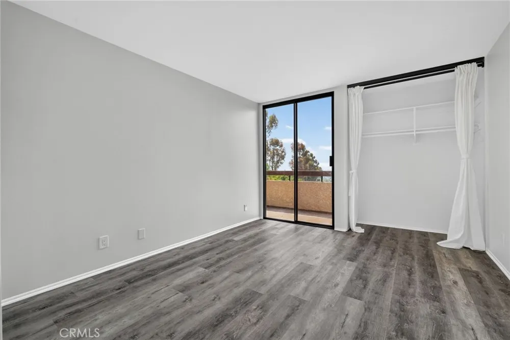 3961 Via Marisol #301 Los Angeles, CA 90042